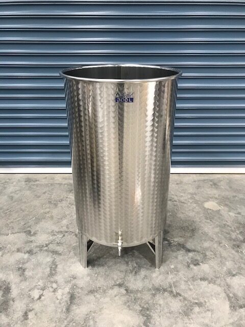 300L Stainless Steel Wine Style Tank